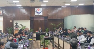 उत्तराखंड के उच्च शिक्षा क्षेत्र में डिजिटल क्रांति: अब ‘स्वामी विवेकानंद ई-लाइब्रेरी’ से सुलभ होंगी दुनिया भर की बेहतरीन पुस्तकें