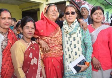 अल्मोड़ा: कैबिनेट मंत्री रेखा आर्या ने सोमेश्वर के सीमावर्ती गांवों में की 22 लाख की विकास योजनाओं की घोषणा