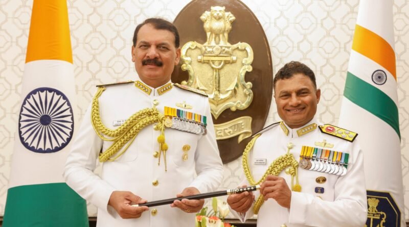 एडमिरल कृष्णा स्वामीनाथन बने भारतीय नौसेना के नए प्रमुख, संभाली देश के 27वें नेवी चीफ की कमान