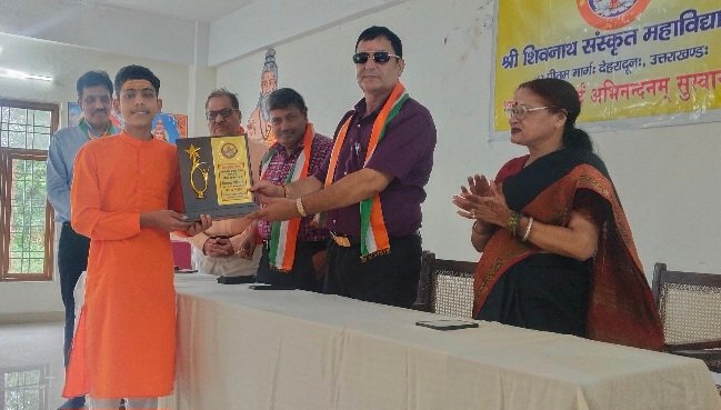 शस्त्र और शास्त्र का समन्वय ही राष्ट्र की वास्तविक शक्ति: डॉ. घिल्डियाल